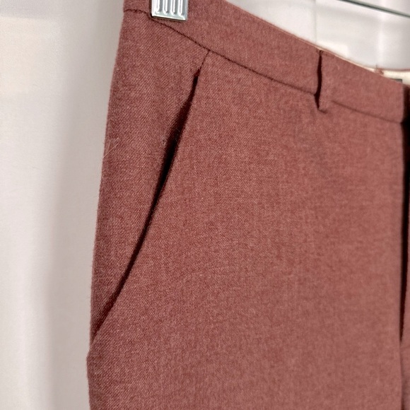 Banana Republic Reddish-Brown Chinos Wool Tailored for Professional Wear (868) - Picture 3 of 12